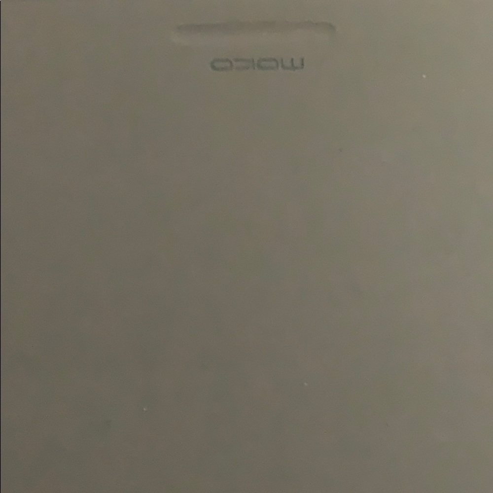Kindle - Picture 3 of 4